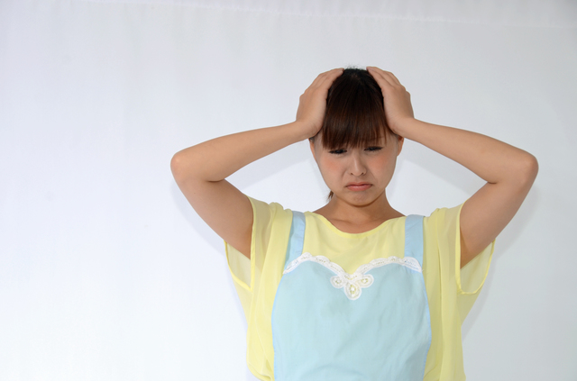 困っているママ