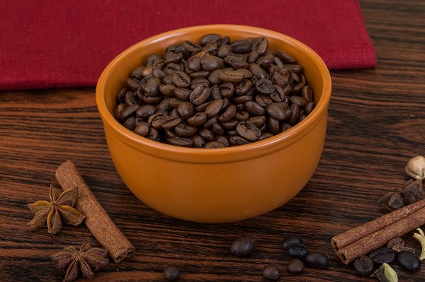 妊娠中カフェインカフェインってなに?