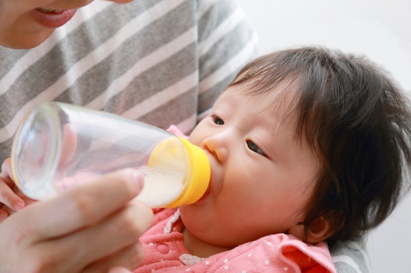 母乳パック_哺乳瓶