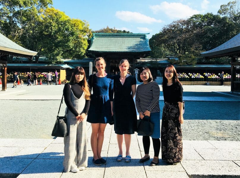 イギリスからの来客に対応する野口