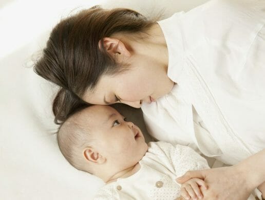 赤ちゃんとママ